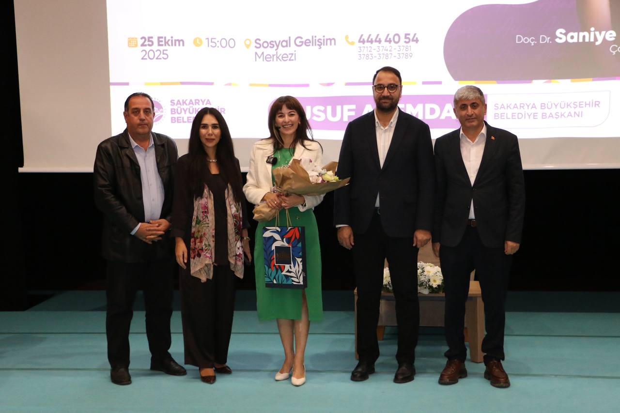 “Çocuklarınıza pahalı hediyeler değil, sevgi dolu anlar verin”