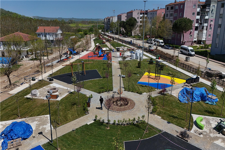 Ferizli Atatürk Parkı açılış için gün sayıyor