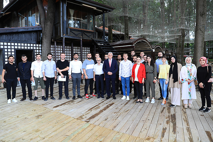 Başkan Yüce, Gençlik Meclisi öğrencileriyle bir araya geldi