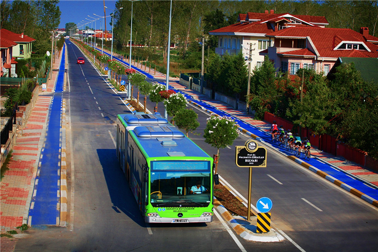 Büyükşehir mezarlıklara ulaşım imkanı sağlayacak