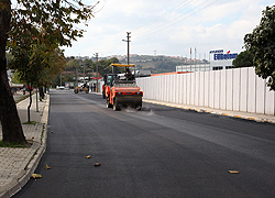 Asfaltlama Çalışmaları Devam Ediyor