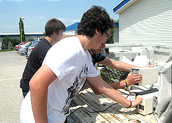 Elektronik Atıklar Toplanıyor