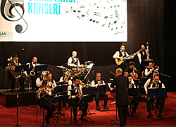 Kent Orkestrası Yeni Repertuarını Paylaştı