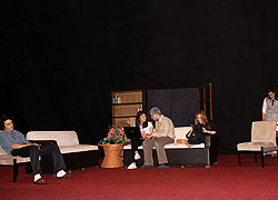 Tiyatro Şenliği Doludizgin