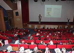 İlgi ve Şefkat İle Açılır Kapılar