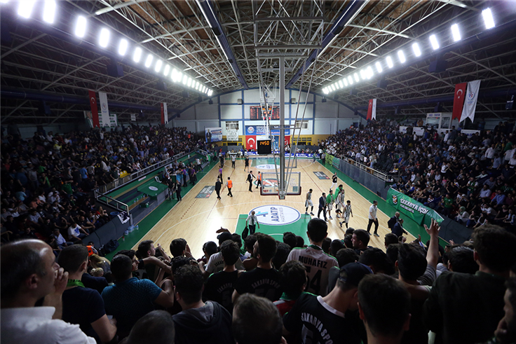 Büyükşehir Basket kampa giriyor