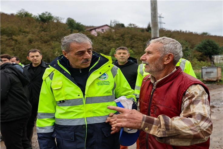 “İlk andan itibaren sahadayız, vatandaşlarımızın yanındayız”