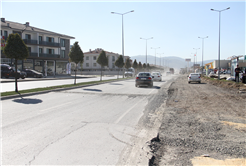 Yazlık Kavşağı ile Kipa arası yenileniyor