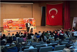 Büyükşehir Karasu’da çocukları rengârenk bir Ramazan şenliğinde buluşturdu