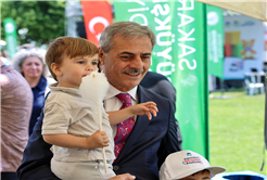 Çocuklar Sakarya’da bir ilke misafir oldu: Oyuncak Festivali’nde rengarenk buluşma