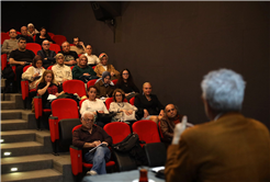 Büyükşehir Akademi’de Felsefe Atölyesi yoğun katılımla başladı