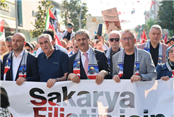 Yusuf Alemdar Filistin için sokağa dökülen binlerce Sakaryalıyla: "Filistin hepimizin davasıdır"