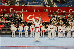 “Tüm imkânlarımızı gençlerimiz için seferber etmeye devam edeceğiz”