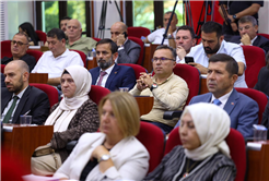 “Metrobüs hattı popülist bir anlayışla değil, enine boyuna çalışılmış bir yatırımdır”