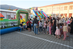 Gezgin Çocuk Atölyesi Taraklı’da çocuklarla buluştu