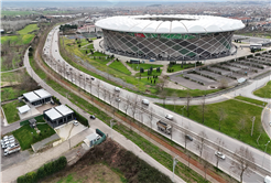 Büyükşehir’in ‘Yeşil Şehir’ vizyonu sahada: 3 ayda 2 bin 500 ağaç toprakla buluştu