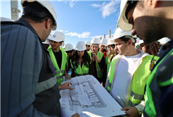 Bilim Merkezi’nde ilk görüntü ortaya çıktı: Yusuf Alemdar geleceğin inşaat mühendisleriyle şantiyede son durumu açıkladı