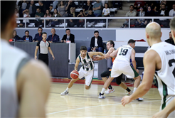 Büyükşehir basket ilk yarının son maçına İstanbul’da çıkıyor