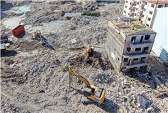 24 saat aralıksız süren kentsel dönüşümde 1 ayın bilançosu açıklandı: 45 yapı yıkıldı