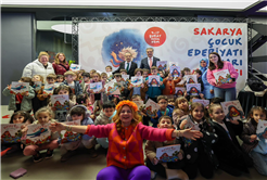 Sakarya Çocuk Edebiyat Fuarı tarihe geçti: 100 bini aşkın misafir