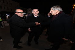 “Bayrama birlik ve sağlık içinde kavuşalım”