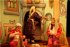 SGM’de orta oyunu ve Nasreddin Hoca gösterileri izleyicileri büyüledi