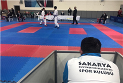 Ata'yı Anma Karate Turnuvası’na Büyükşehir’li sporcular damga vurdu