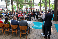 “Şehrimizin ve ülkemizin geleceği gençlerin başarılarından gurur duyuyoruz”