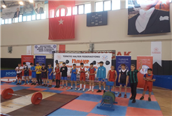 Büyükşehir’in genç haltercisi Yusuf, Türkiye Şampiyonu oldu