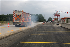 Büyükşehir’den güvenli sürüş için 3 bin 528 kilometrelik yol çizgisi 