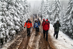 Yılın İlk Karı Eşliğinde Yürüdüler