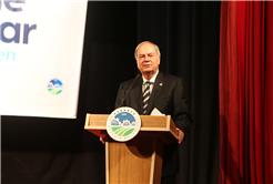 Şiir Seneler Sonra da Olsa Muhatabını Bulur