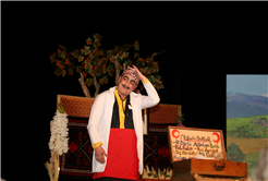 “Zoraki Takip” AKM’de kahkahalarla geçti