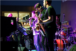 “Yaz Seninle Güzel” konserleri Kocaali ve Sapanca’da unutulmaz bir gece yaşattı