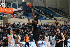 Büyükşehir yarı final için parkeye çıkıyor