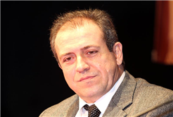 Güldürürken Düşündüren Usta: Zihni Göktay