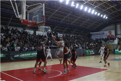 Büyükşehir Basketbol’dan taraftarı önünde net galibiyet: 86-66
