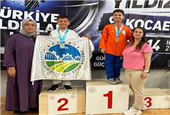 Büyükşehir’in minik yıldızları Kocaeli’den 19 madalya ile döndü