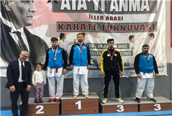 Ata'yı Anma Karate Turnuvası’na Büyükşehir’li sporcular damga vurdu