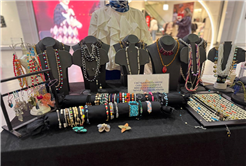 Engelsiz Hobi Atölyelerinin el emeği ürünleri Agora AVM’de sergilendi