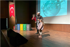 “Akça” çocuk tiyatrosu 16 ilçede miniklerle buluştu