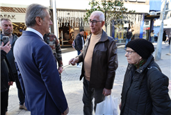 “Vatandaşlarla kucaklaştı, talepleri dinledi, Ramazan ayını tebrik etti”