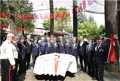 Alemdar, “Zafer coşkumuz ülkemizin dört bir yanında hiç eksilmesin”