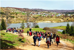 Yürüyüşlerin adresi Karagöl oldu