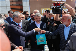 Kahverengi kokarca kabusuna karşı mucize buluş Sakarya’da Çiftçiler Günü’nde üreticiyle buluştu