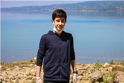 Göl havzasına bırakılan atıklar gönüllü öğrencilerin desteğiyle temizlendi