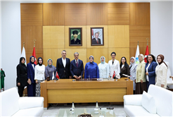 “Kadınlar güçlü Türkiye hedeflerinin en önemli yapı taşıdır”