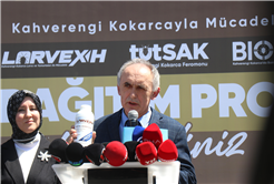 Kahverengi kokarca kabusuna karşı mucize buluş Sakarya’da Çiftçiler Günü’nde üreticiyle buluştu