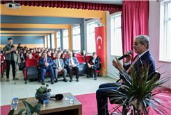 Sakarya gençliğine hizmet edecek eserleri bir bir hayata geçiriyoruz