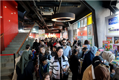 Sakarya Çocuk Edebiyatı Fuarı hafta sonunda doldu taştı